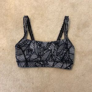 Lululemon straight up banana leaf bra